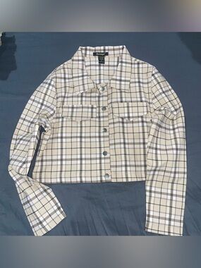 Black Canary Beige Plaid Cropped Button Jacket